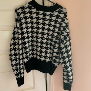 Baggy H&M gingham sweater